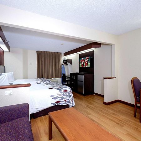 Chesapeake Inn And Suites Lexington Park Patuxent River Naval Air Station カリフォルニア エクステリア 写真