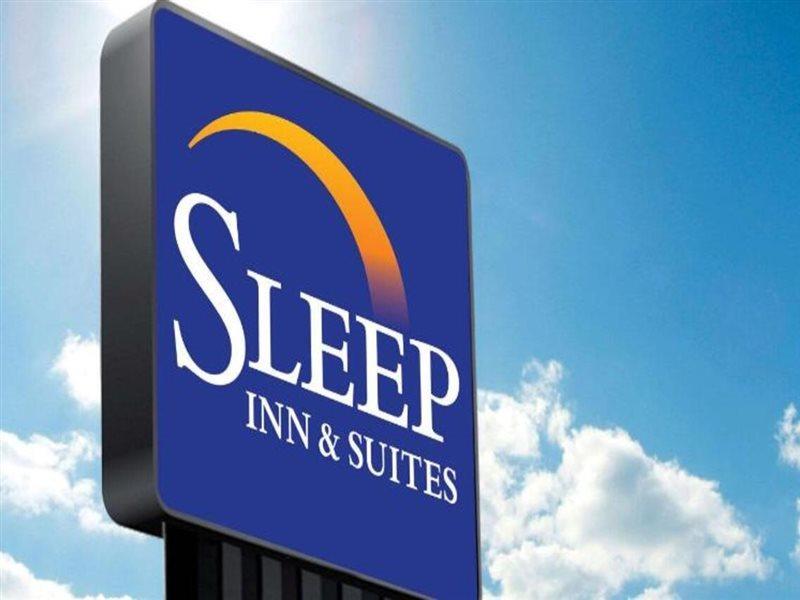 Chesapeake Inn And Suites Lexington Park Patuxent River Naval Air Station カリフォルニア エクステリア 写真