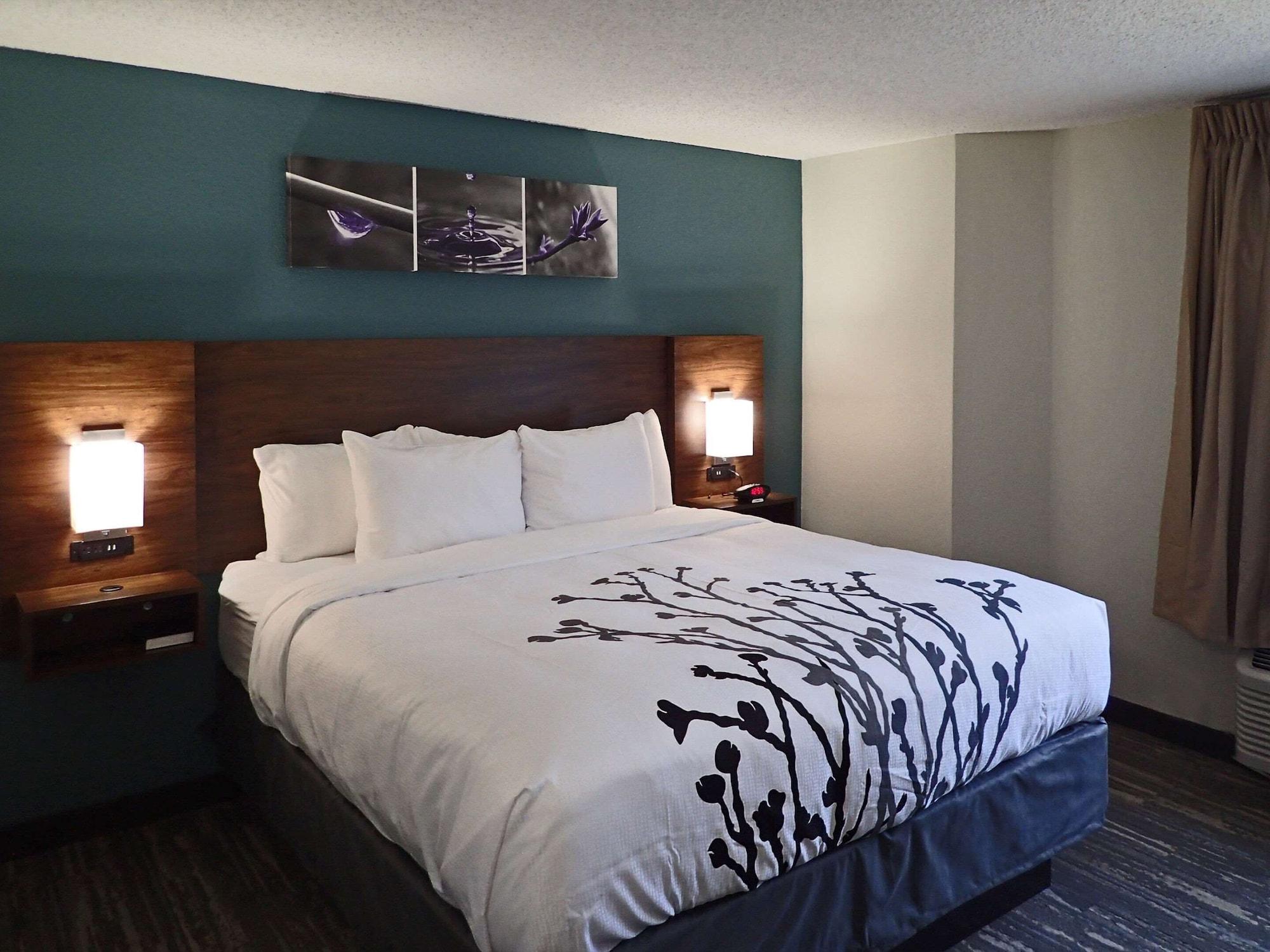 Chesapeake Inn And Suites Lexington Park Patuxent River Naval Air Station カリフォルニア エクステリア 写真